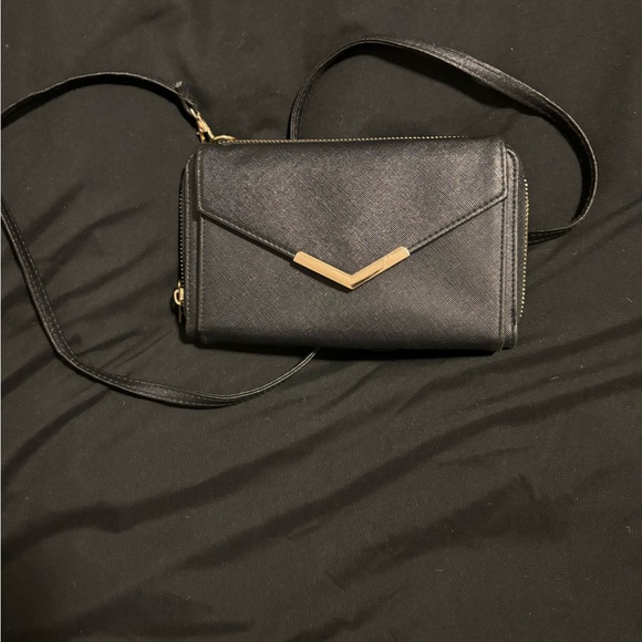 ** Free with Purshase** Clutch - Picture 1 of 2